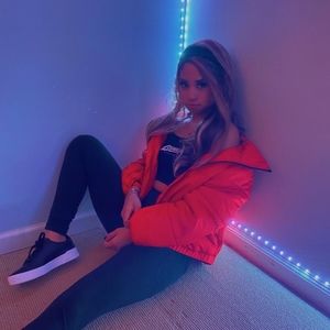 Meet your Posher, Maggie